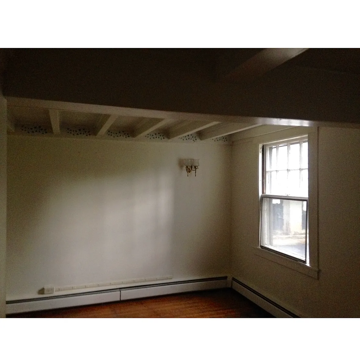 1 bed, 975 sqft, $1,700 — Photo 3