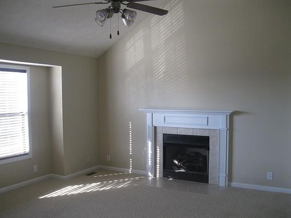 5th image of 100 West Dr