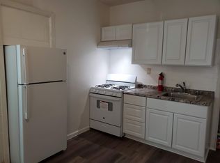 615 N 8th St #3, Garden City, KS 67846