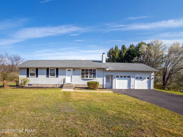 1552 Mohawk Ave, Effort, PA 18330