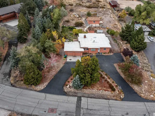 5525 Wildwood Dr, Reno, NV 89511