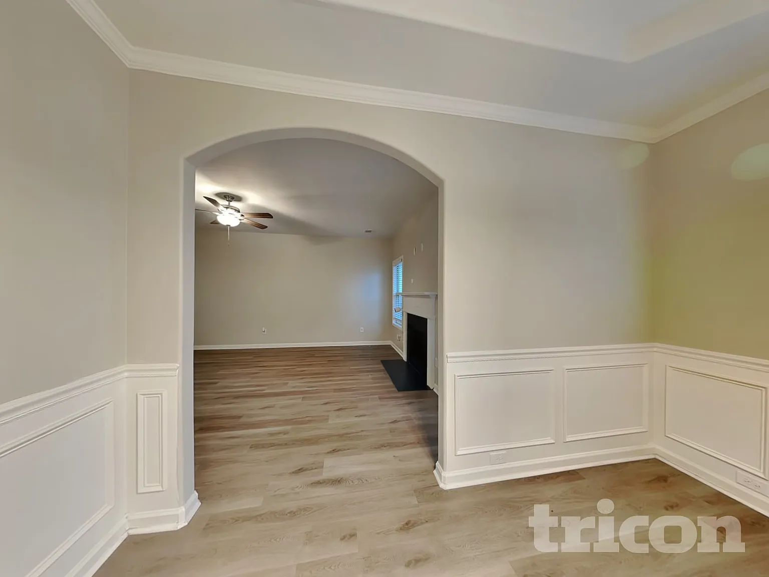 3883 Lake Manor Way Atlanta GA — Photo 3