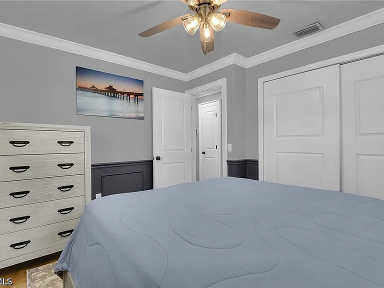 2413 Dover Ave — Photo 12