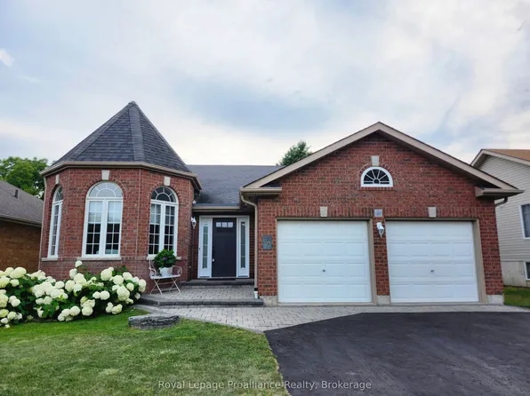 30 Heartwood Dr, Belleville, ON K8P 5L9