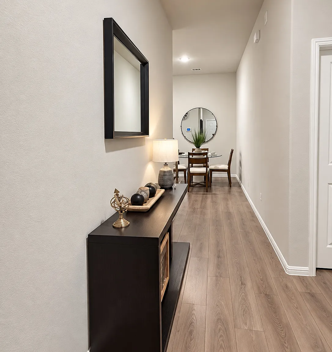3 bed, 1401 sqft, $2,250 — Photo 4