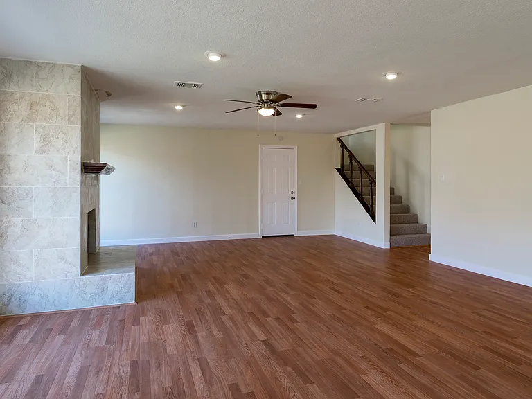 6536 Bronze Leaf Dr — Photo 33
