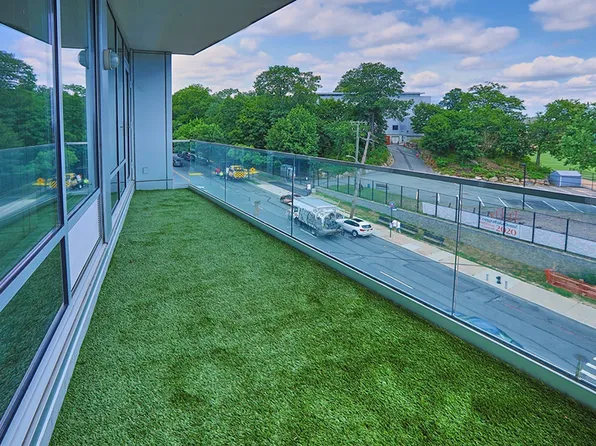 3751 Riverdale Avenue image 18 of 27