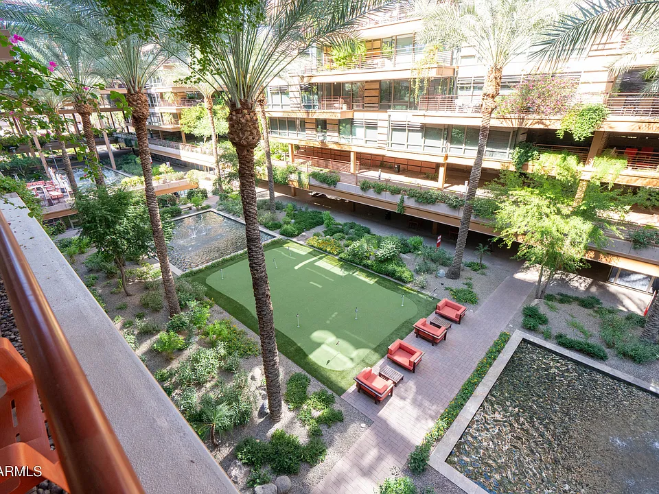 7137 E Rancho Vista Dr #3003
