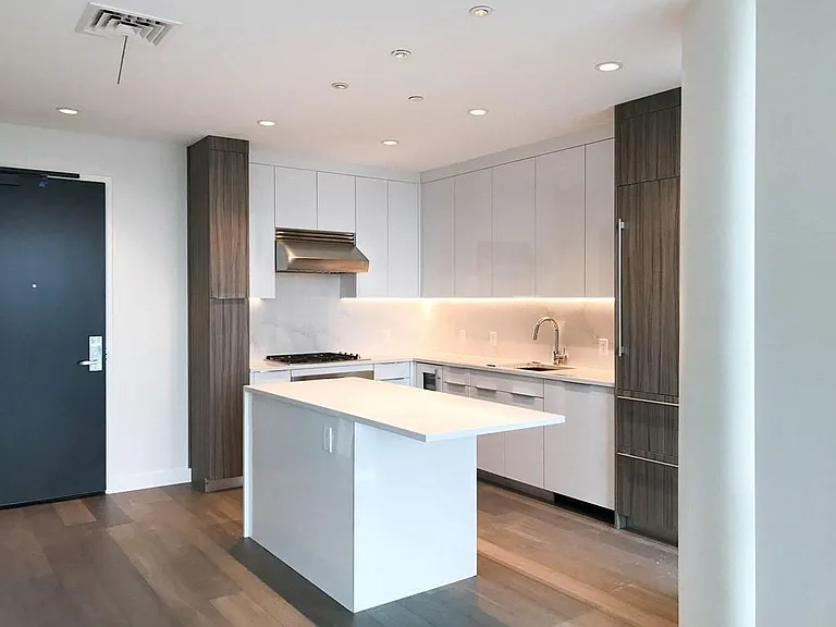 188 Brookline Ave #20C — Photo 9