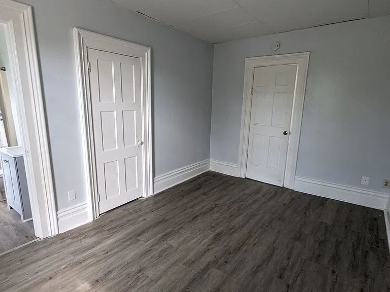 178 Pine St #2 — Photo 8