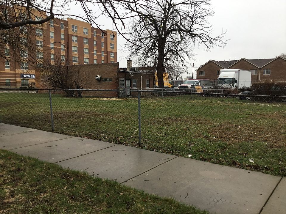 2nd image of 5000 W 47th St