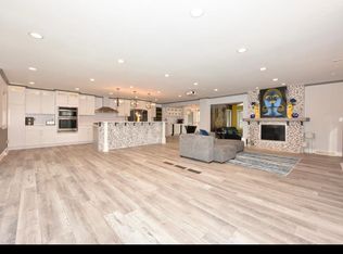 9245 N Carlotta Ln, Brown Deer, WI 53223