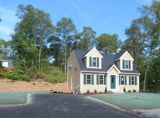 41 Carters Bridge Rd, Plymouth, MA 02360