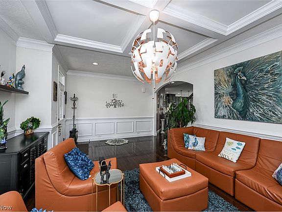 5th image of 3111 Fairview Dr