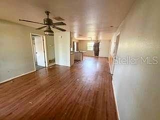 3rd image of 1395 Queen Rd