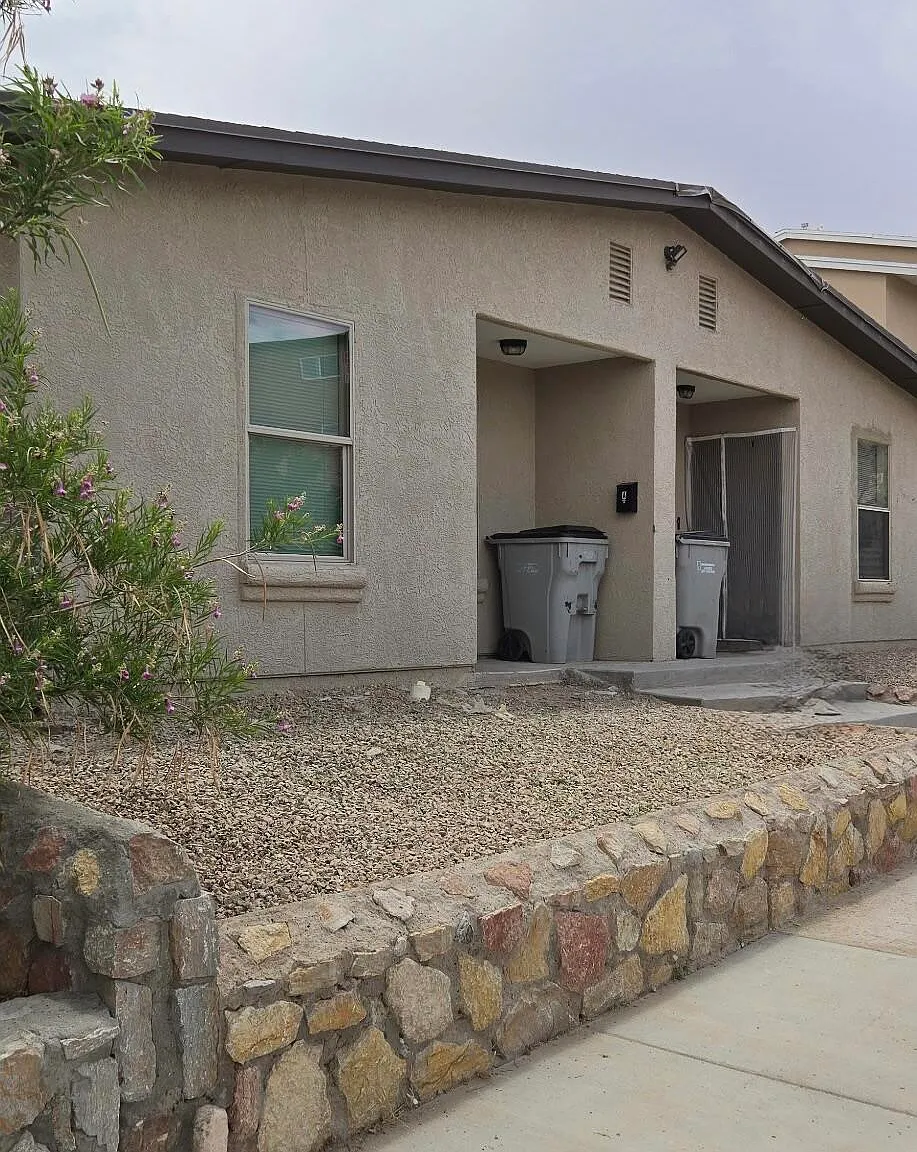 3 bed, 2.0 bath, 950 sqft, $1,150 — Photo 1