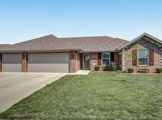 5609 W Pecan St, Springfield, MO 65802