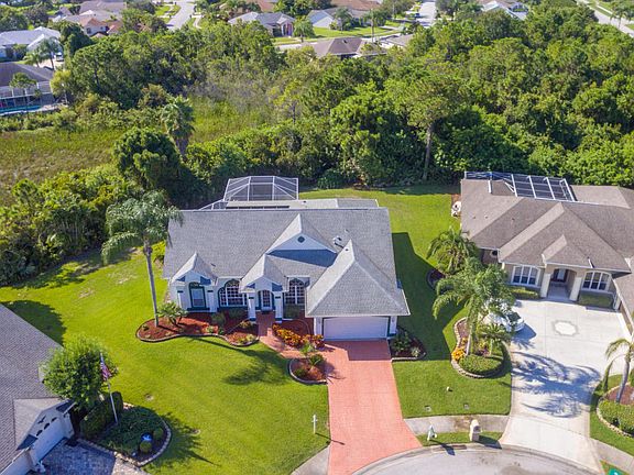 2nd image of 7585 Half Moon Ct