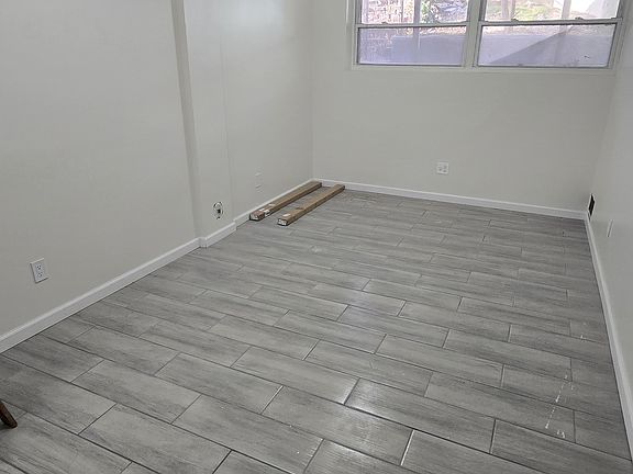 5th image of 4415 De Reimer Ave Floor 1