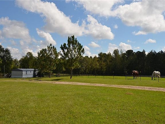2nd image of 2433 County Road 54 E