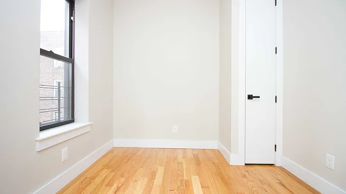 Rented by Nooklyn NYC LLC | media 27