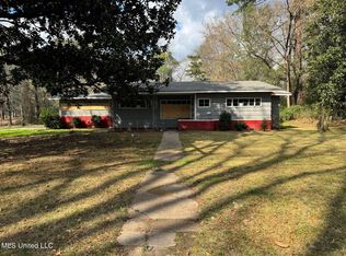 308 Alta Woods Blvd, Jackson, MS 39204