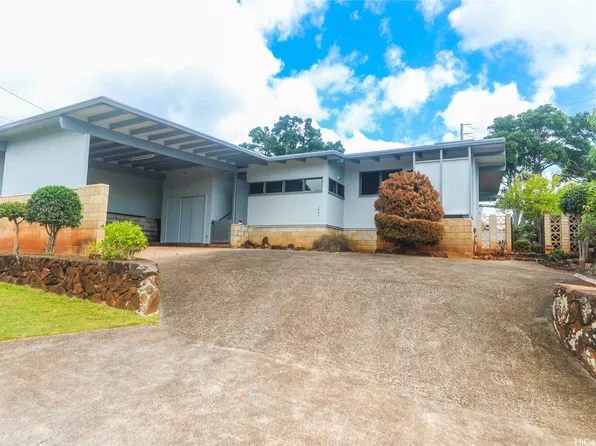 1483 Makamua St, Pearl City, HI 96782