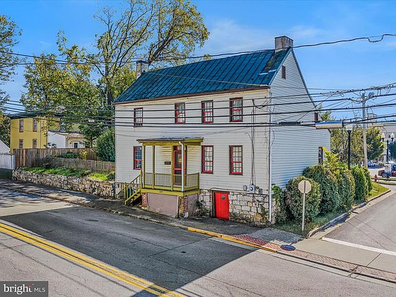 2nd image of 309 W Liberty St