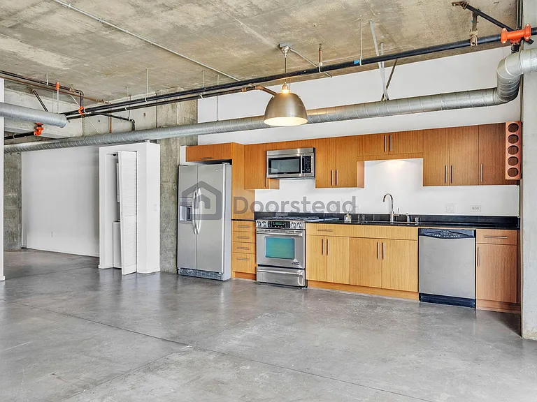 510 S Hewitt St #316 — Photo 3