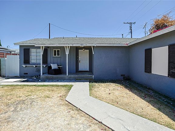 3rd image of 8802 Lampson Ave