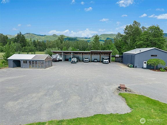 4th image of 41218 292nd Way SE