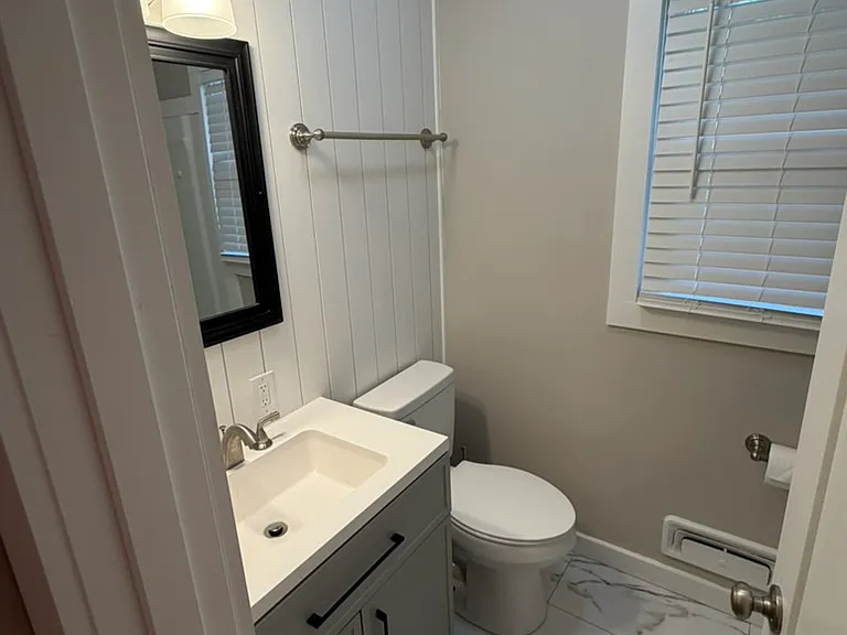391 Lakeview Dr — Photo 6
