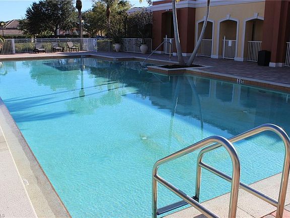 4th image of 13131 Bella Casa Cir APT 3137
