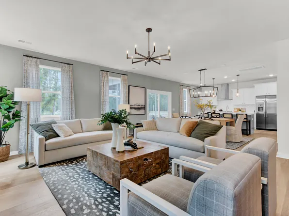 124 Kingsley Way, Acworth, GA 30102