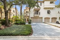 Welcome to 95032 Spring Tide Ln