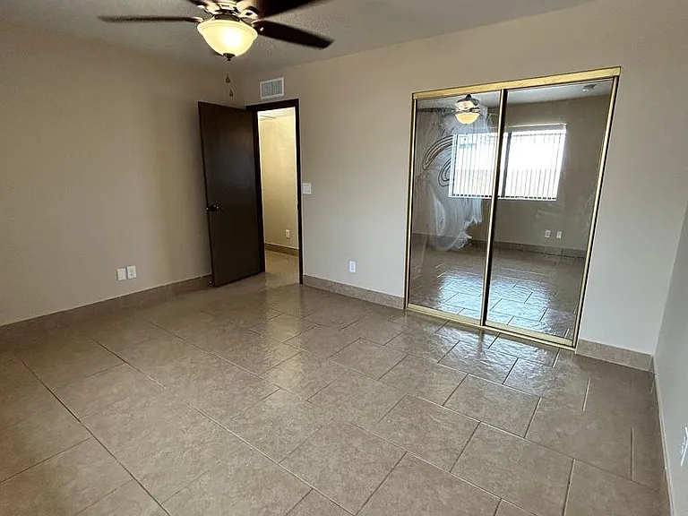 3851 McCulloch Ln — Photo 12