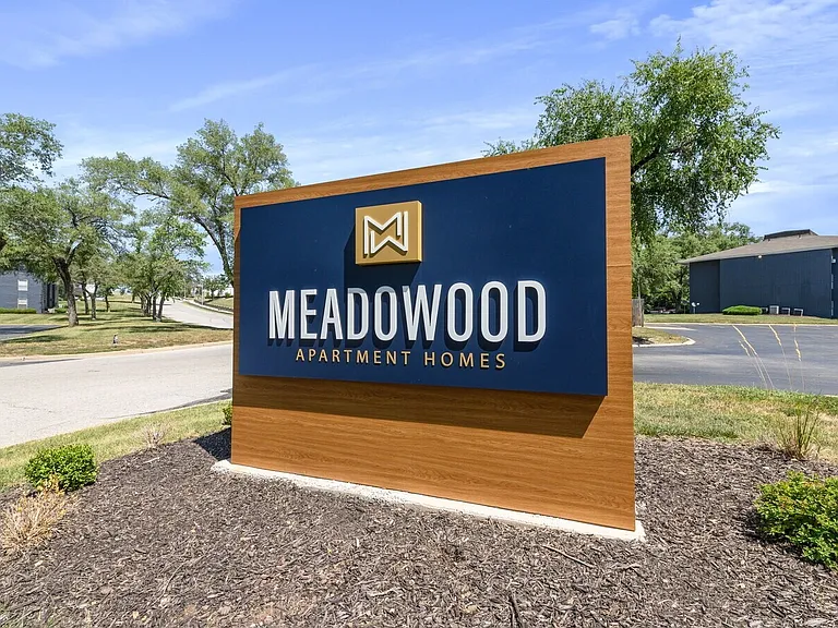 Meadowood Apartments — Photo 6