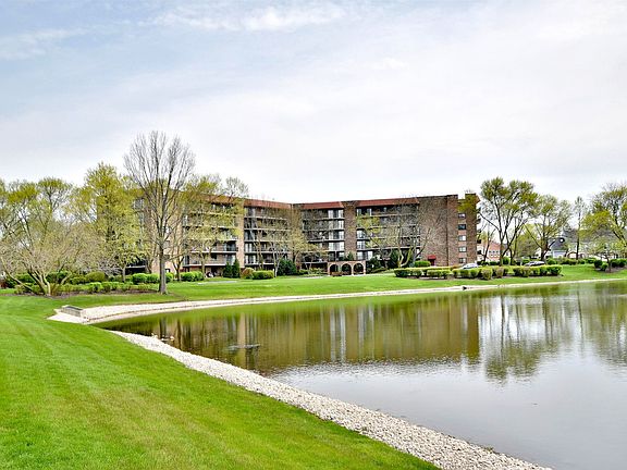 2nd image of 111 S Baybrook Dr Unit 407