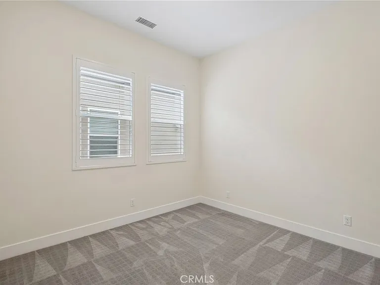 243 Cultivate — Photo 16