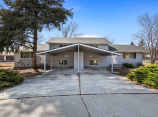 2720 S McCabe Rd, Spokane, WA 99216