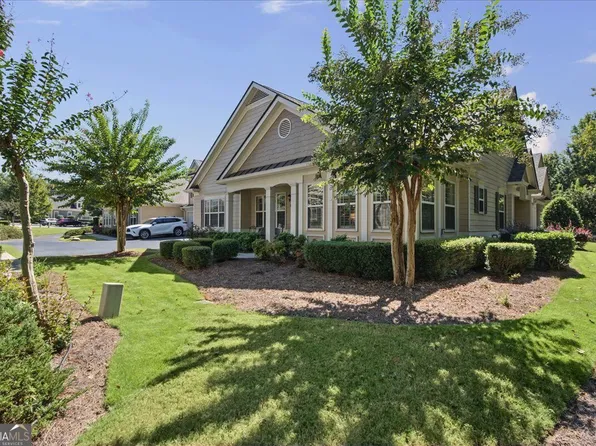 222 Orchards Cir, Woodstock, GA 30188