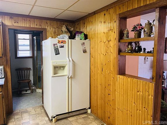 4th image of 601 Dakota Ave