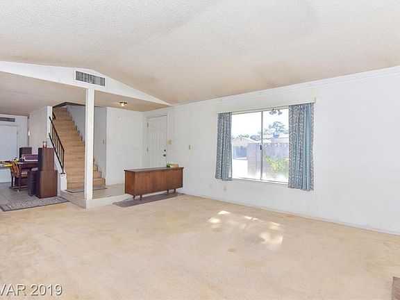5th image of 4564 Skyview Dr