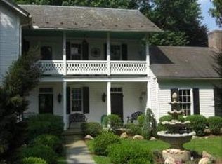 2311 New Holland Pike, Lancaster, PA 17601