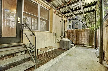 Rented by Warburg