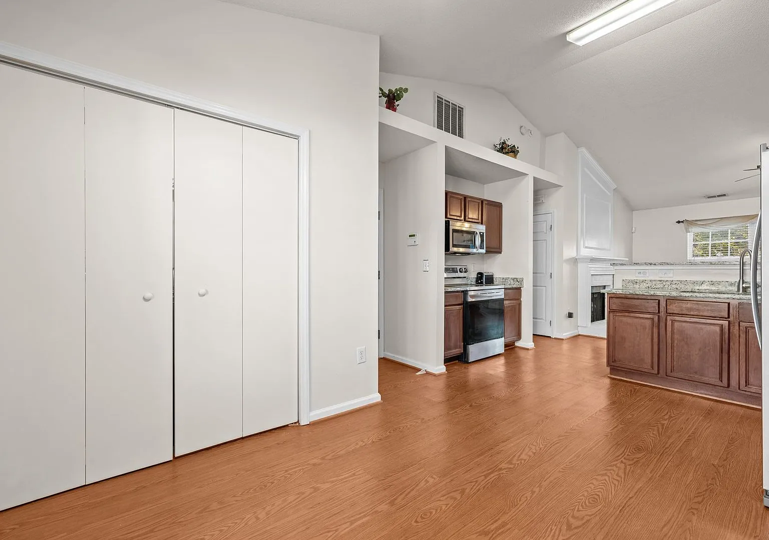 Charming Brick Ranch Cozy & Updated! — Photo 4