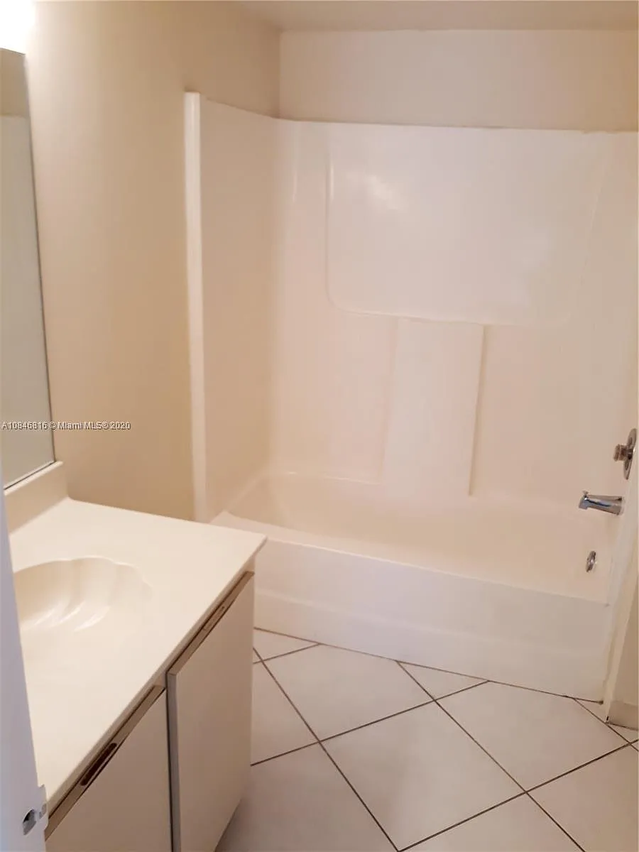 Building Photo - 9423 Fontainebleau Blvd #106