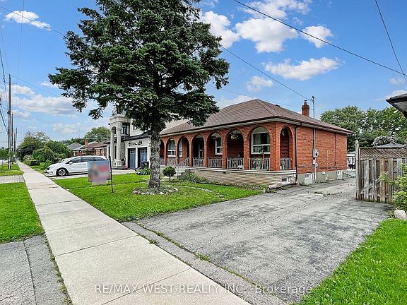 3rd image of 139 Ranee Ave #Basement