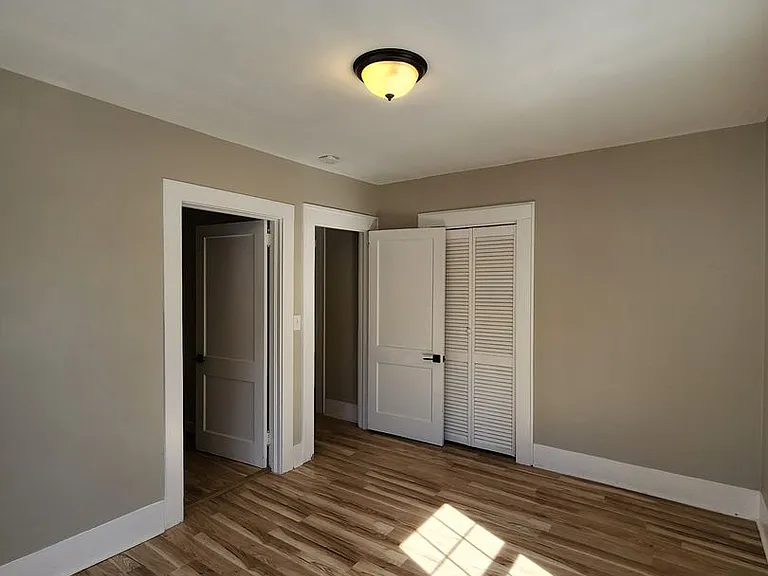 535 Fairview Rd — Photo 15