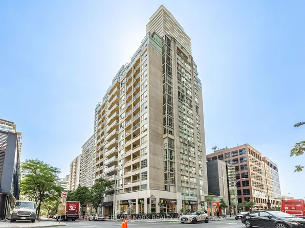 43 Eglinton Ave E, Toronto, ON